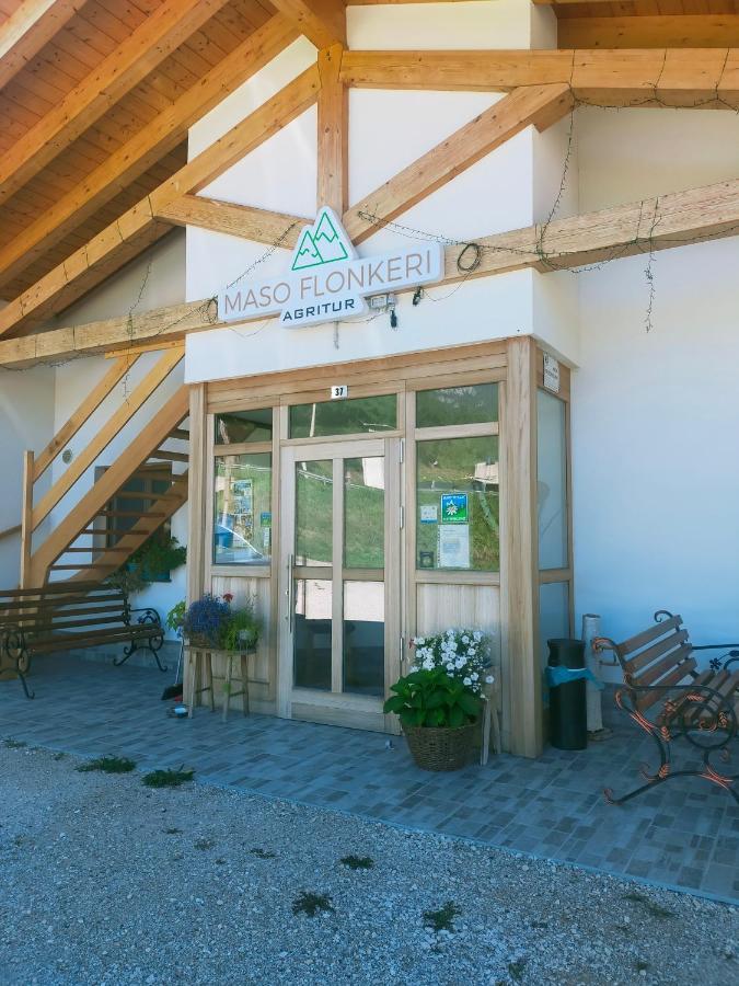 Bed and Breakfast Agritur Maso Flonkeri Bosentino Exterior foto